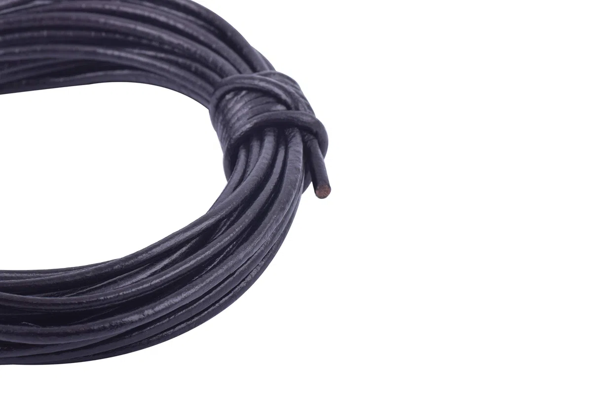 KONMAY Cordón redondo de cuero auténtico de 3 mm, cordón de cuero negro de 10 yardas para hacer joyas, collares, pulseras y manualidades