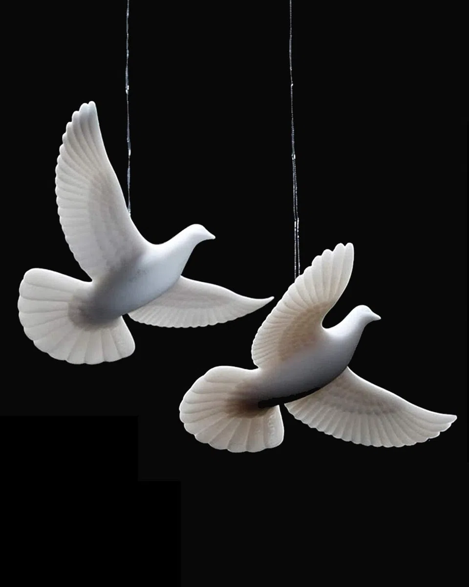 John Perry Christmas Turtle Doves The Official Turtle Doves - Juego de 2 piezas del artista oficial de la película Kevin Alone In NY