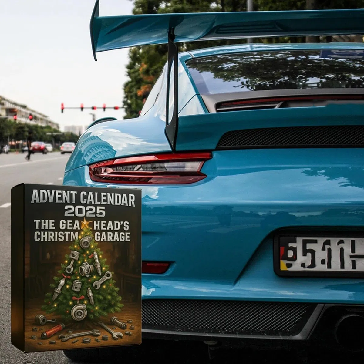 Calendario de Adviento para Amantes de los Coches, Advent Calendar 2025, El Garaje Navideño del Mecánico: 24 Miniaturas de Herramientas y Piezas de Automóvil, Regalo para Mecánicos y Aficionados