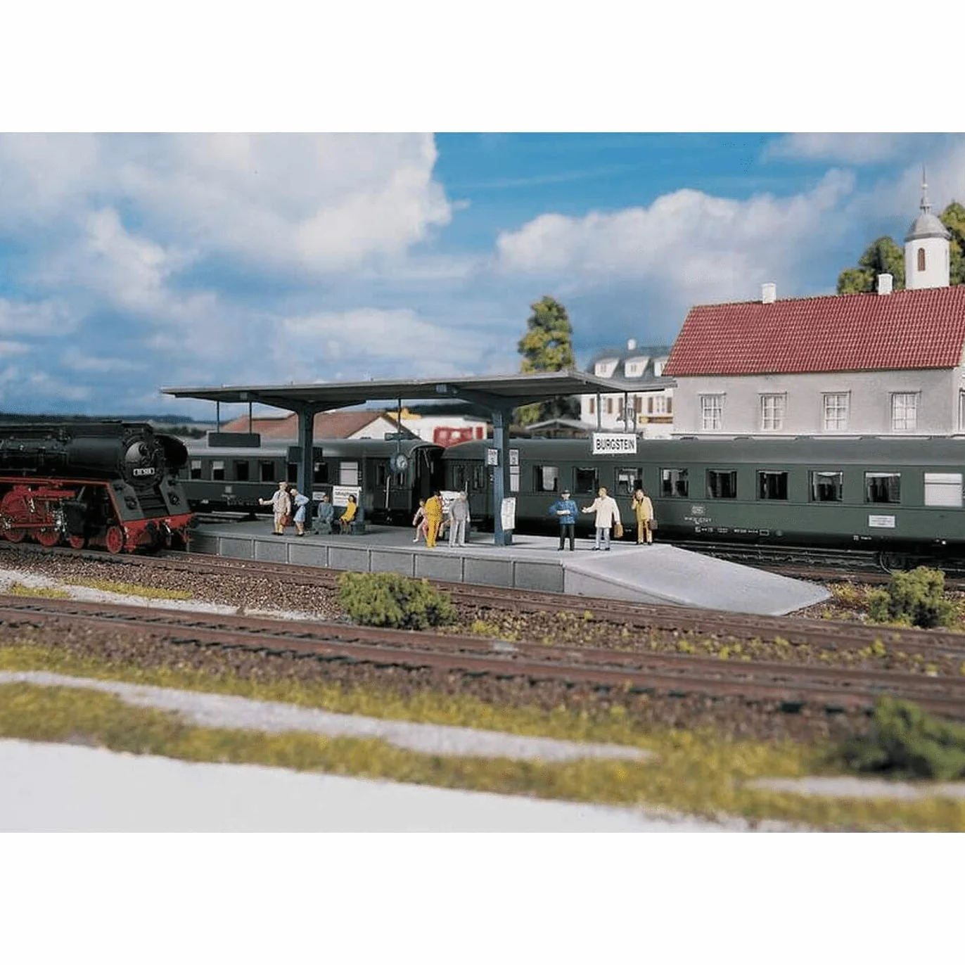 Piko - Estación ferroviaria de modelismo ferroviario