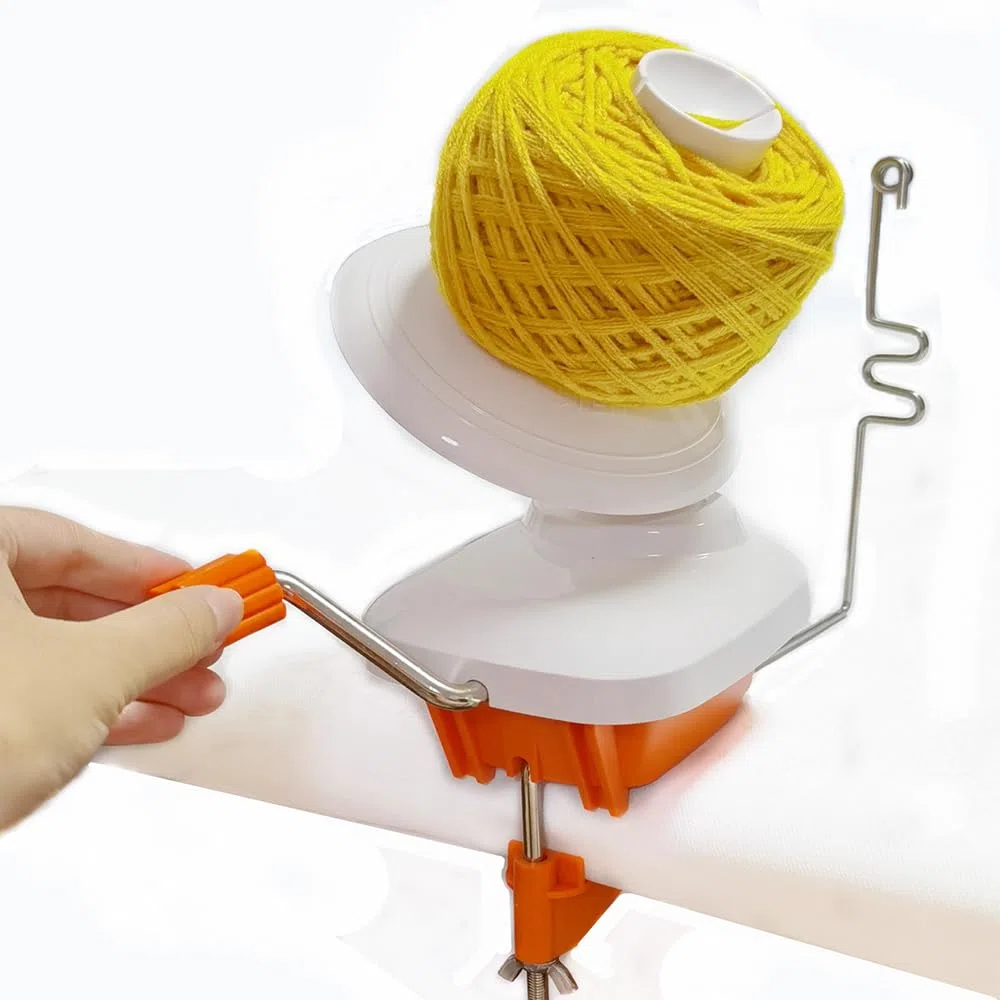 Bobinador de bolas de hilo, enrollador de bolas de tejido, con mango de metal y abrazadera de mesa, resistente con fabricante de pompones en 4 tamaños + 1 tijera