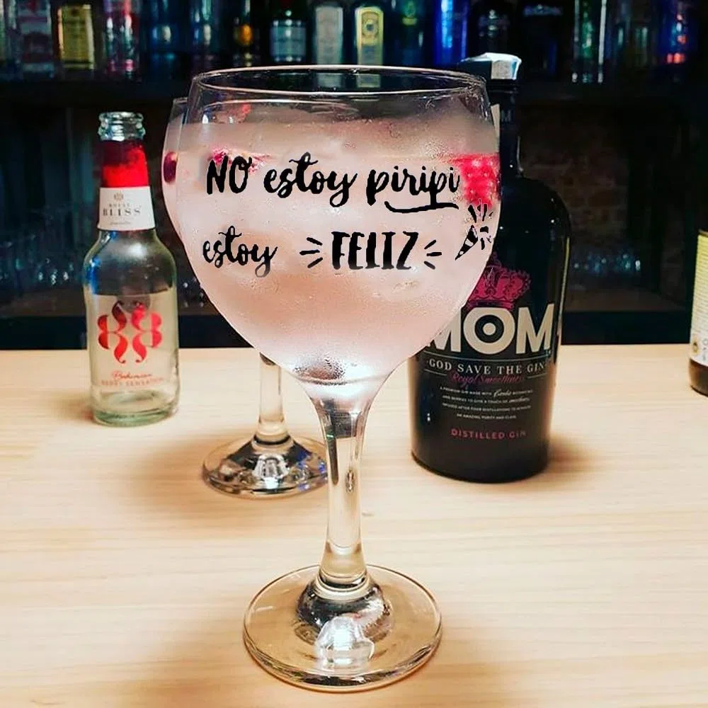 Copa balón Cocktail cristal 64.5 cl. NO ESTOY PIRIPI ESTOY FELIZ frase divertida nueva temporada