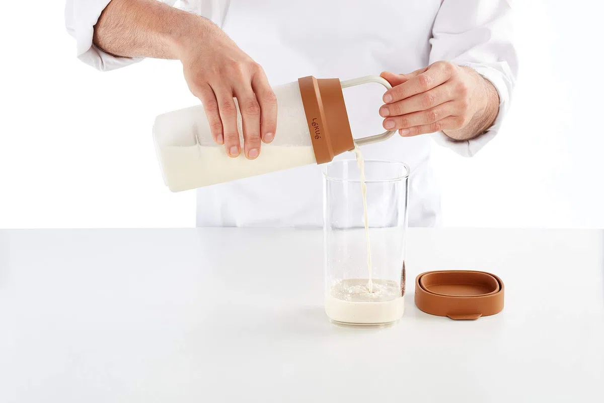 Lékué Recipiente para elaborar bebidas vegetales caseras, Marrón, 1000 ml
