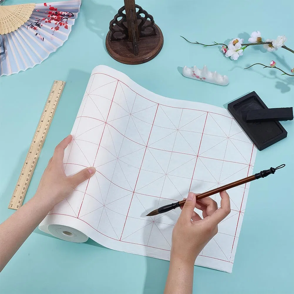 PH PandaHall Papel Xuan de caligrafía china, papel de arroz, papel de escritura Sumi con cuadrículas para principiantes, estudiantes, práctica de caligrafía japonesa, 10 cm, cuadrícula, 35 cm x 50 m,