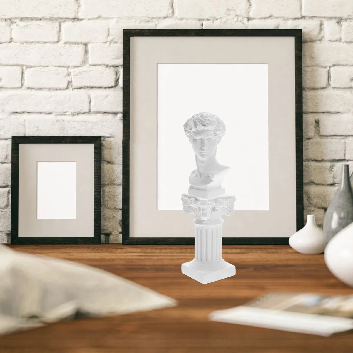 HOMSFOU 1 Set Greek David Bust Estatuas Roman Pillar Column Estatuas de resina Estatuas Base Pedestal Stand Mini Mitología Griega Escultura Griega Decoración Para La Mesa De Boda