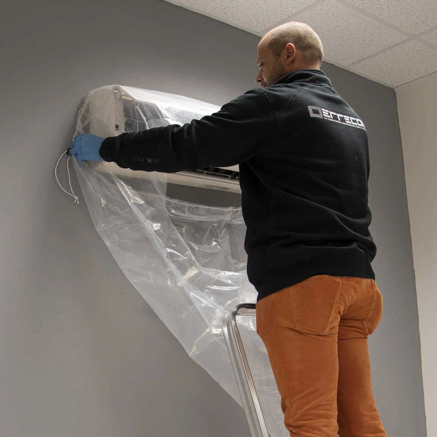 Errecom Wally, Cover Protectora para la Limpieza de las unidades interiores de los climatizadores (split)