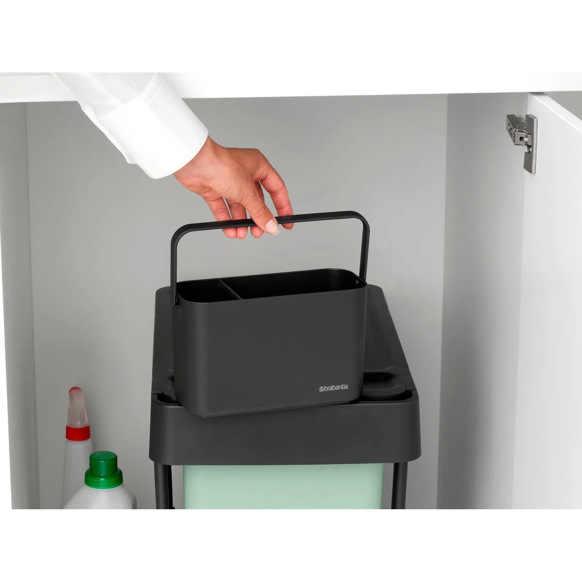 Brabantia Organizador para fregadero SinkSide con asa Dark Grey | Organizador y almacenaje de productos de limpieza |Cesto ergonómico y compacto para utensilios de limpieza