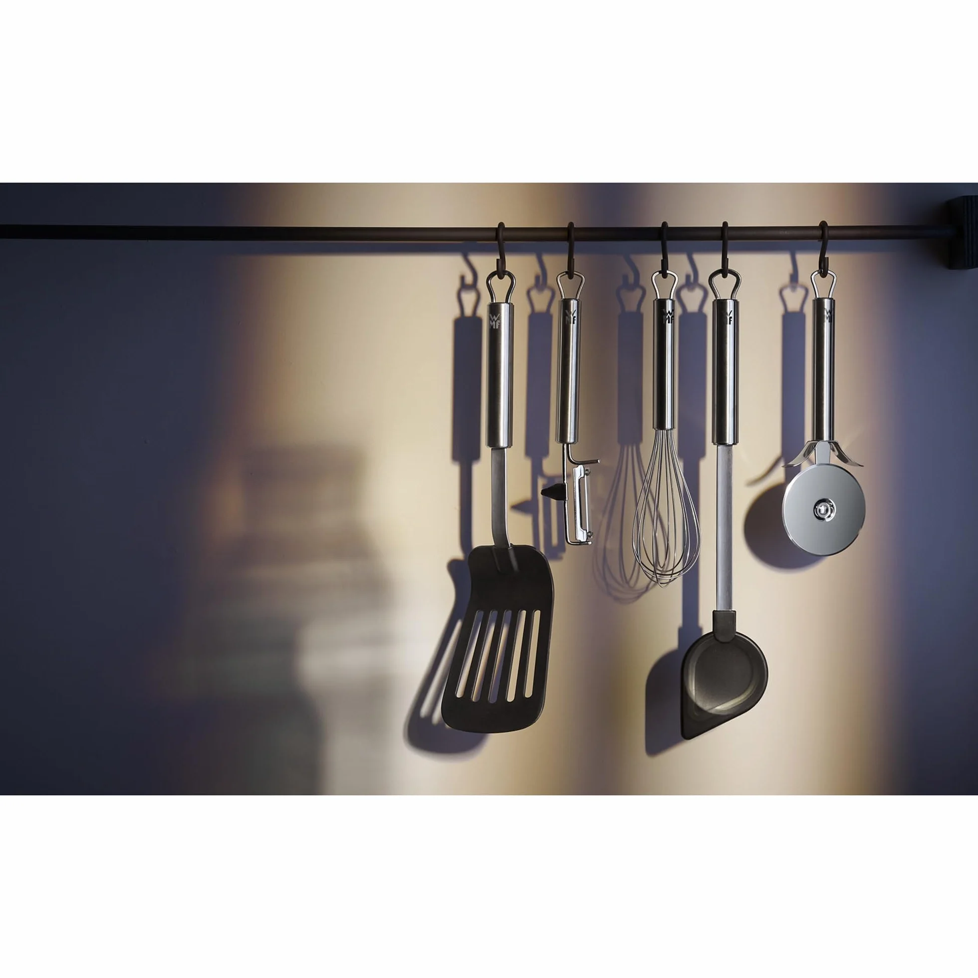WMF Profi Plus - Espátula de plástico de 32,2 cm, Acero Inoxidable Cromargan parcialmente Mate, Parte Frontal de plástico, Apta para lavavajillas, Resistente al Calor