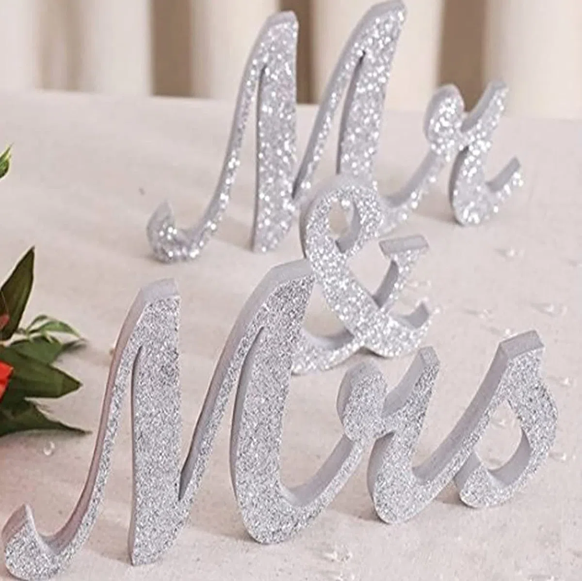 Letras de Madera Decorativas, Mr and Mrs Boda, Palabras en Madera Decoración, Letras Madera para Mesa, Mr Mrs Letras Perfecto Para Mesa De Boda, Soporte de Letrero de Boda para Decoración del Hogar