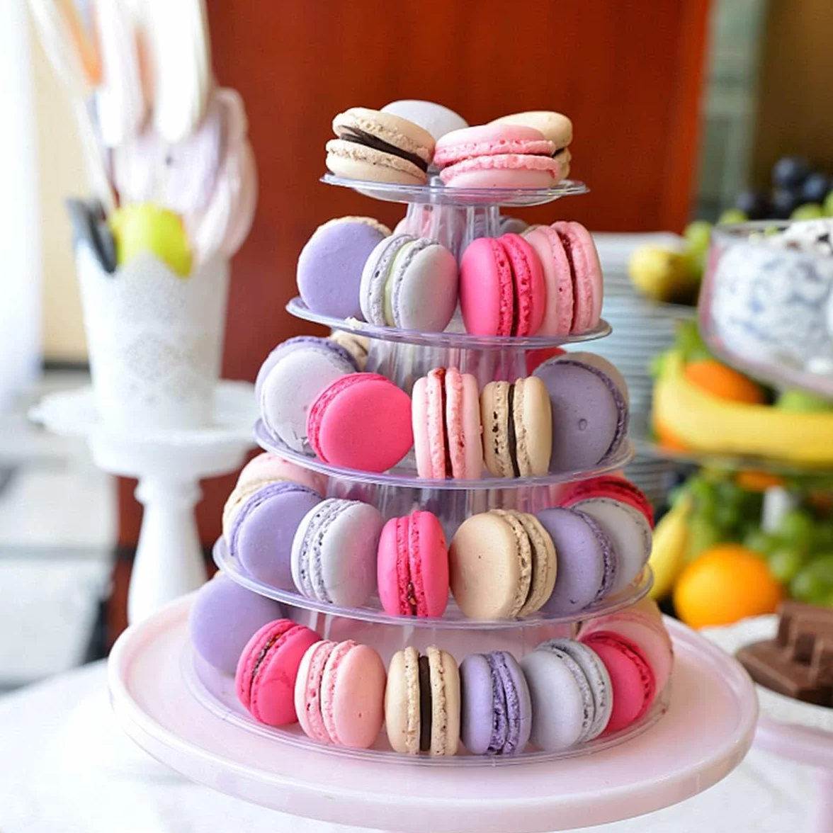 Soporte de Torre de Macarón Redondo 6 Niveles Presentador de Macarons Plastico Soporte de Pastel Transparente Soporte para Magdalenas para Bodas,cumpleaños,Fiestas,postres,repostería y meriendas