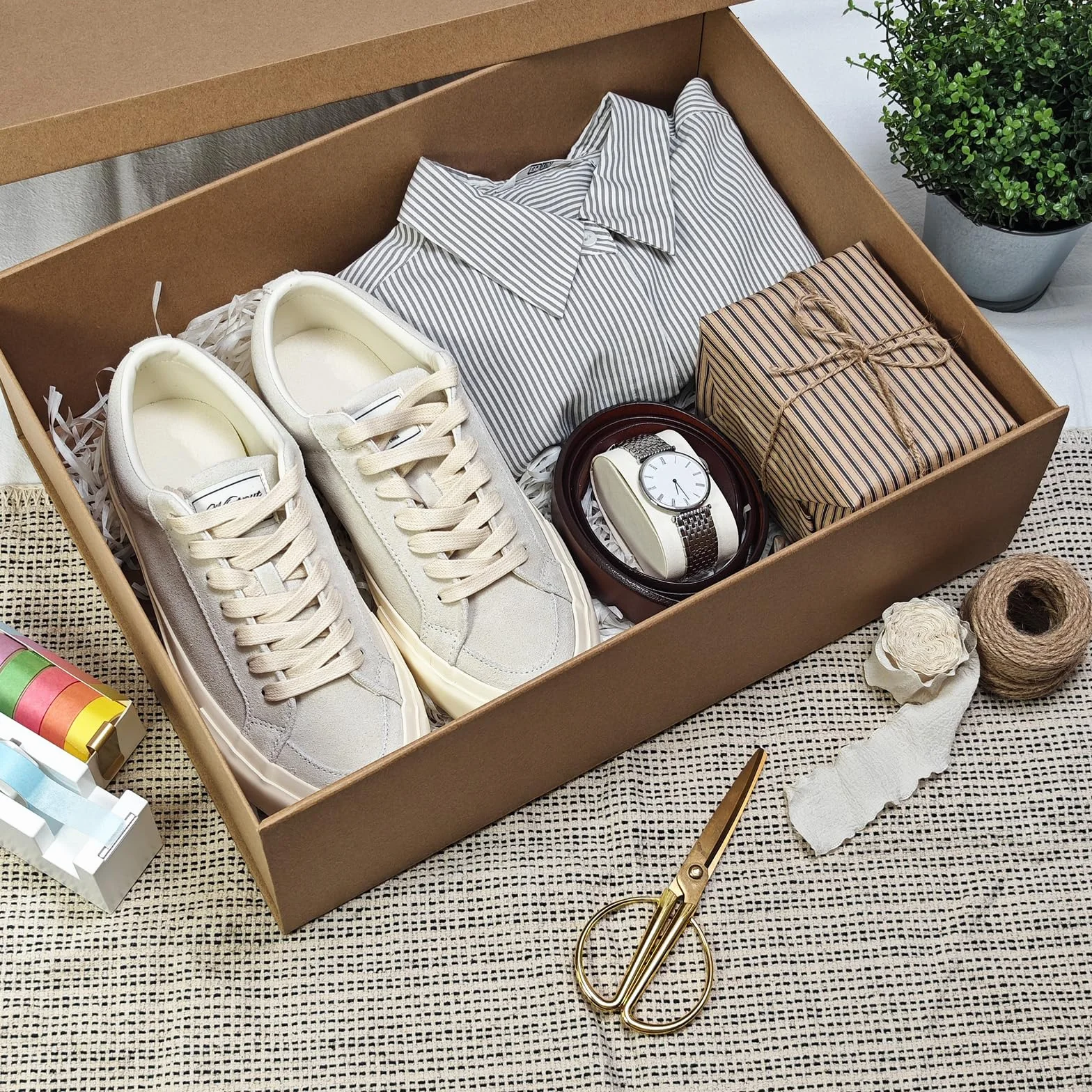 Tekhoho Caja de Regalo Grande Kraft 44x33x14cm, Caja de Regalo Rectangular Premium con Tapa para Presentes, Empaque de Regalo Navidad Boda Cumpleaños Fiesta, Estilo Rústico.