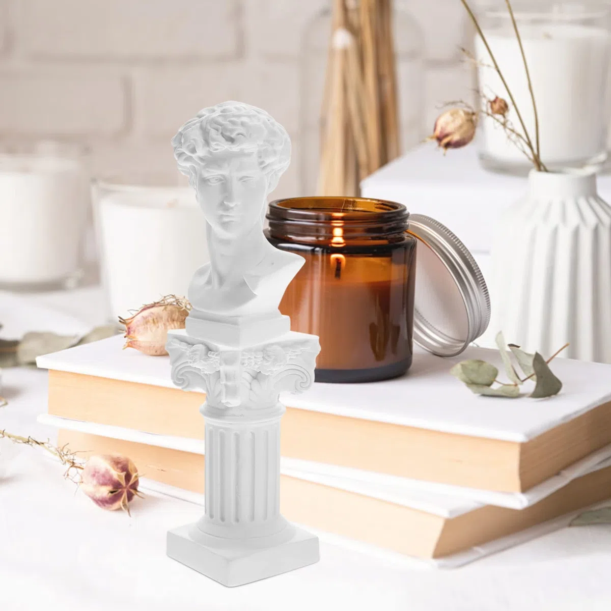 HOMSFOU 1 Set Greek David Bust Estatuas Roman Pillar Column Estatuas de resina Estatuas Base Pedestal Stand Mini Mitología Griega Escultura Griega Decoración Para La Mesa De Boda