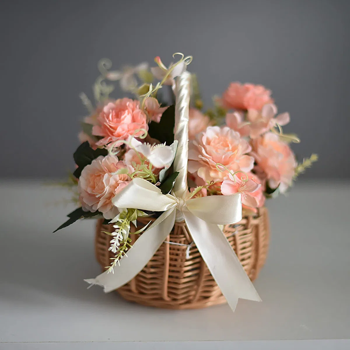 Cesta de Niña de Las Flores, Cesta de Flores de Ratán, Cestas de Mimbre para Bodas con Cinta, Cesta de Flores Tejida a Mano con Asa, para la Decoración de la Fiesta de la Boda en Casa, 15 * 8 cm