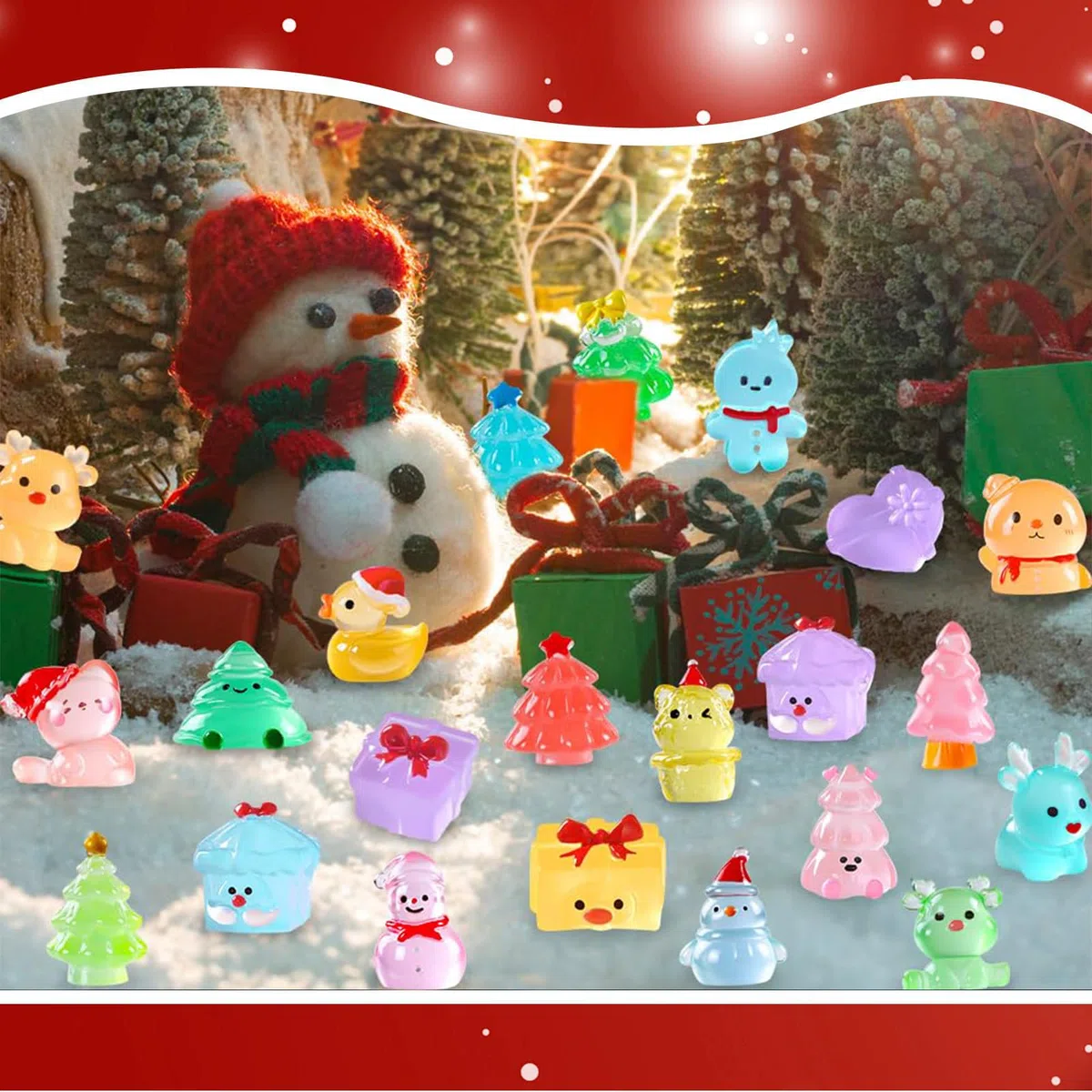 30 Piezas de Mini Figuras navideñas Luminosas, 30 Diferentes miniaturas de Resina navideña, pequeñas Figuras Que Brillan en la Oscuridad, para esconder, Mini f