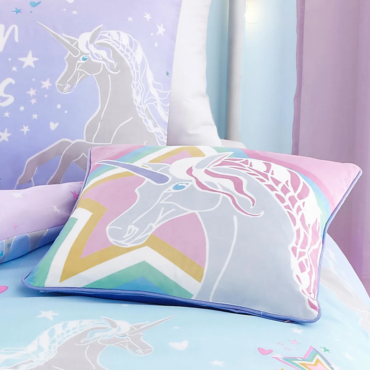 Bedlam - Funda de edredón de Unicornio Que Brilla en la Oscuridad - Tamaño Individual (200 x 140 cm) - Reversible (2 diseños) - Estrella mágica y Unicornio para niñas - Rosa Lila