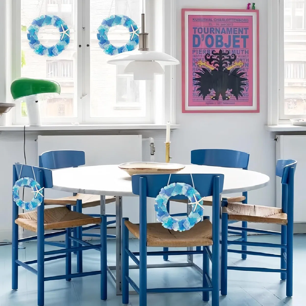 Corona de cristal de mar – Corona de playa hecha a mano de 21,5 cm, estilo costero, coronas de decoración navideña para decoración del hogar, puerta, ventana, armario de cocina, silla y pared