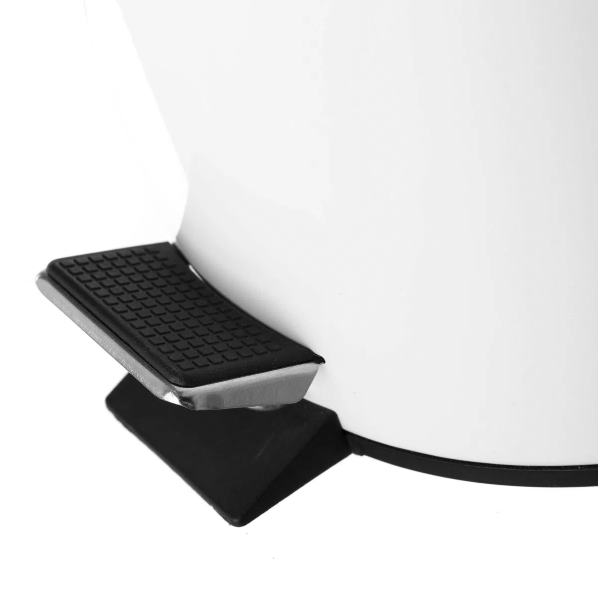 LOLAhome - Papelera Redonda de 5 litros de Pedal de Metal Blanco para Baño - Cubo Interior Extraíble y Acabado Satinado