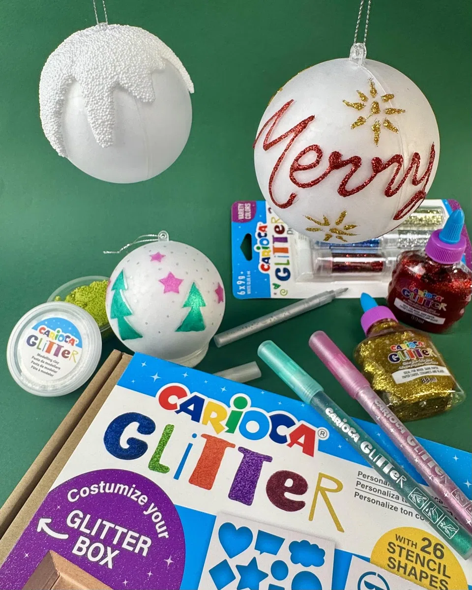 Carioca - Caja Regalo Manualidades Glitter, Set Pinturas Purpurina | Maletín Creativo De 39 Piezas Con Efecto Brillante, Contiene Plantillas Y Pegamento Glitter, Ideal Para Manualidades