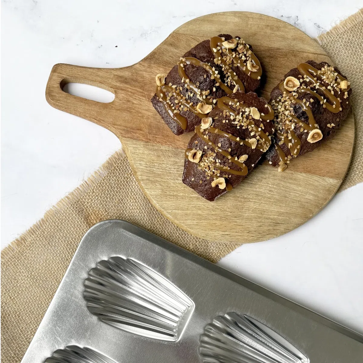 GOBEL - Plato 6 madeleines gourmandes - estaño - 395 x 200 mm