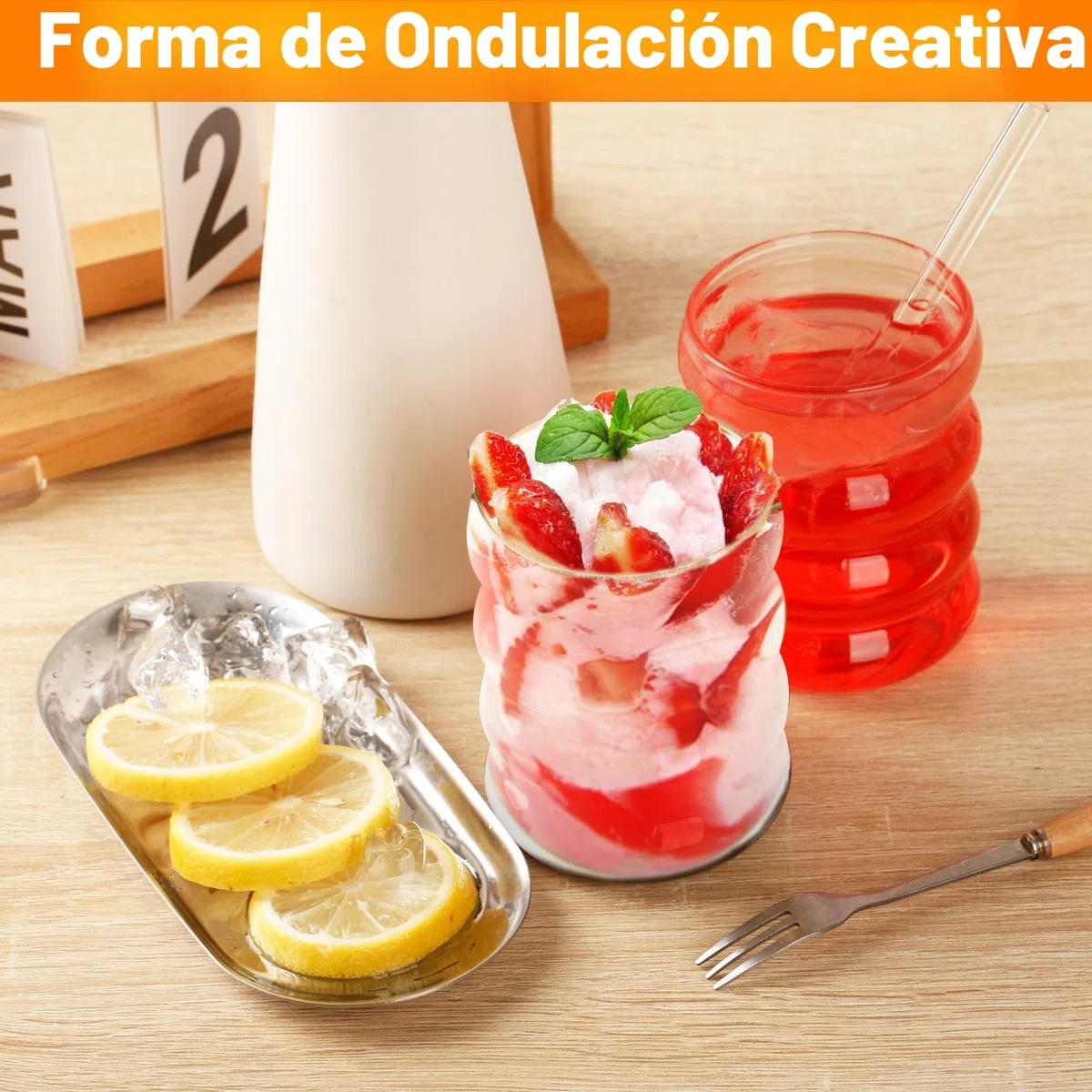 Withosent 300ml Vasos de Cristal Agua con Pajita, 4pcs Vasos de Cristal Ondulados Estilo Vintage, Juego de Vasos Agua para Café, Yogur, Soda, Cocktail, Cerveza, Batidos, Whisky