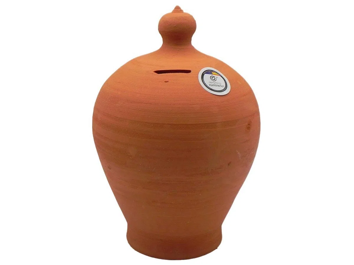 CERÁMICA RAMBLEÑA | Hucha de Barro Rojo Tradicional | Infantil y Original | 100% Hecho a Mano | 13x13x21 cm