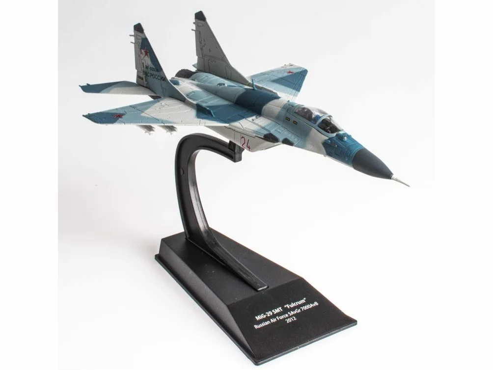 OPO 10 - Avión de Combate Militar 1/100 MIG 29 SMT Fulcrum Russian Air Force 2012 (CP02A)