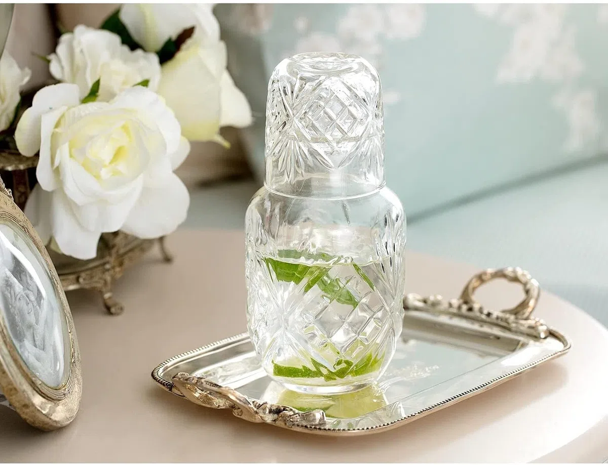 Juego de jarra y vaso de cristal para mesita de noche, jarra de noche de cristal y vaso, juego de jarra de agua de 2 piezas y taza de noche (525 ml)