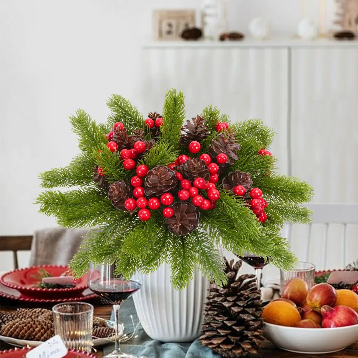 Fairblo 6 Piezas Ramas de Pino Artificial de Navidad, Ramas de Abeto con Bayas Rojas y Conos de Pino Naturales Adornos Navideños para Coronas de Navidad Decoración de Jarrones para Hogar