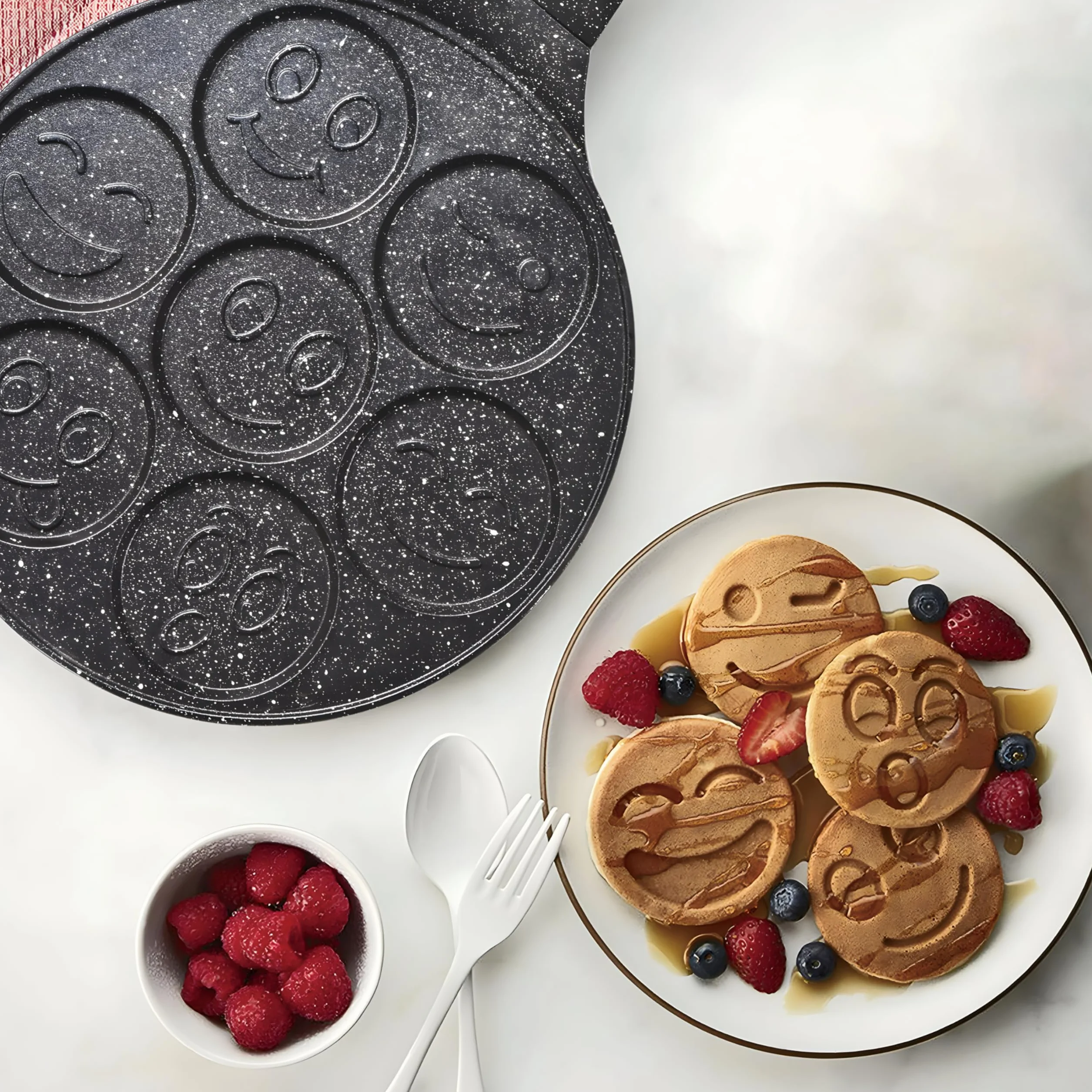 Retoo Sarten para Tortitas Antiadherente Panquecas Huevos Molde Crepes 7 Agujeros Diámetro 26,5 cm Fácil de Limpiar Infantil y Divertido Negro