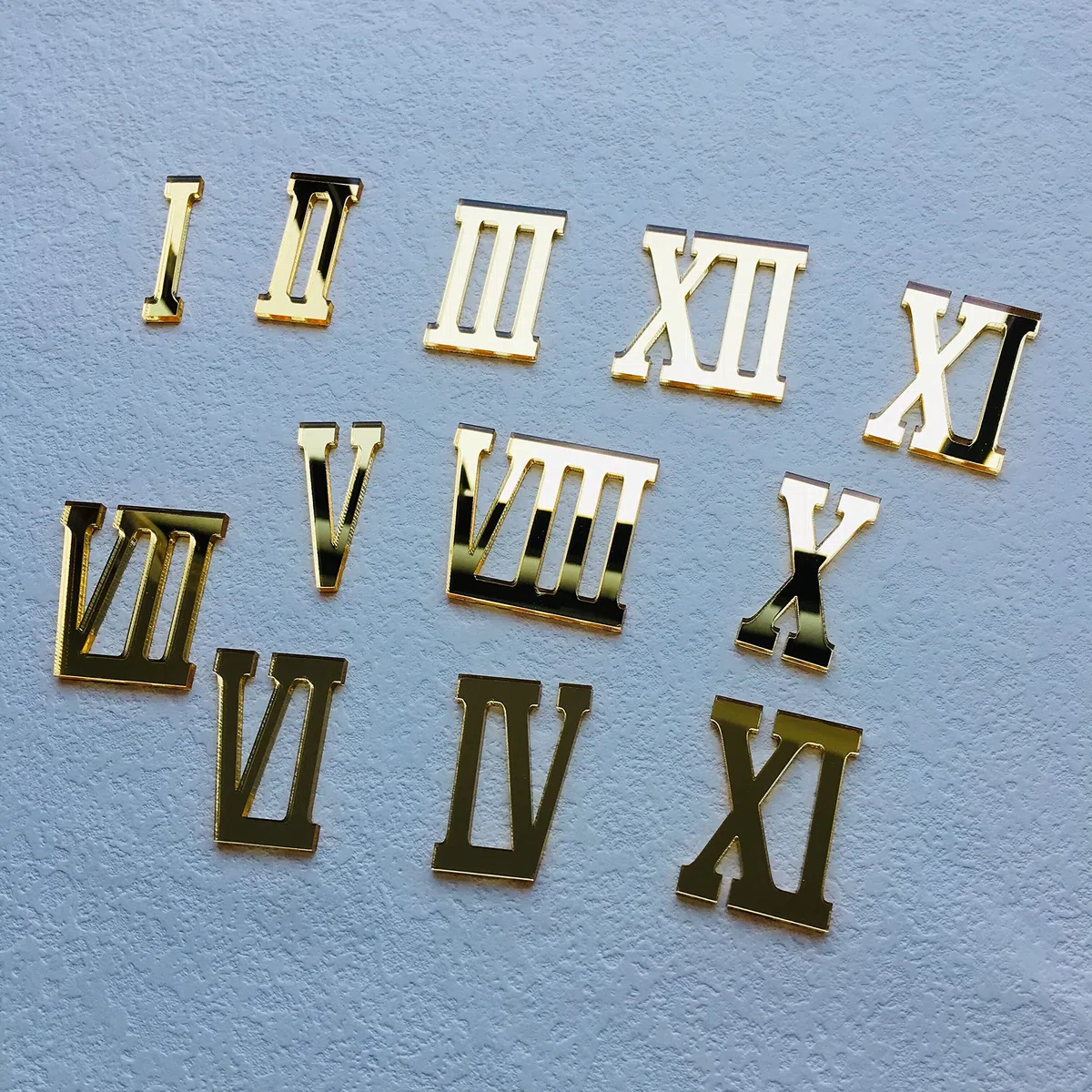 NUO RUI 12 números acrílicos con espejo romano para un reloj de pared (espejo dorado)