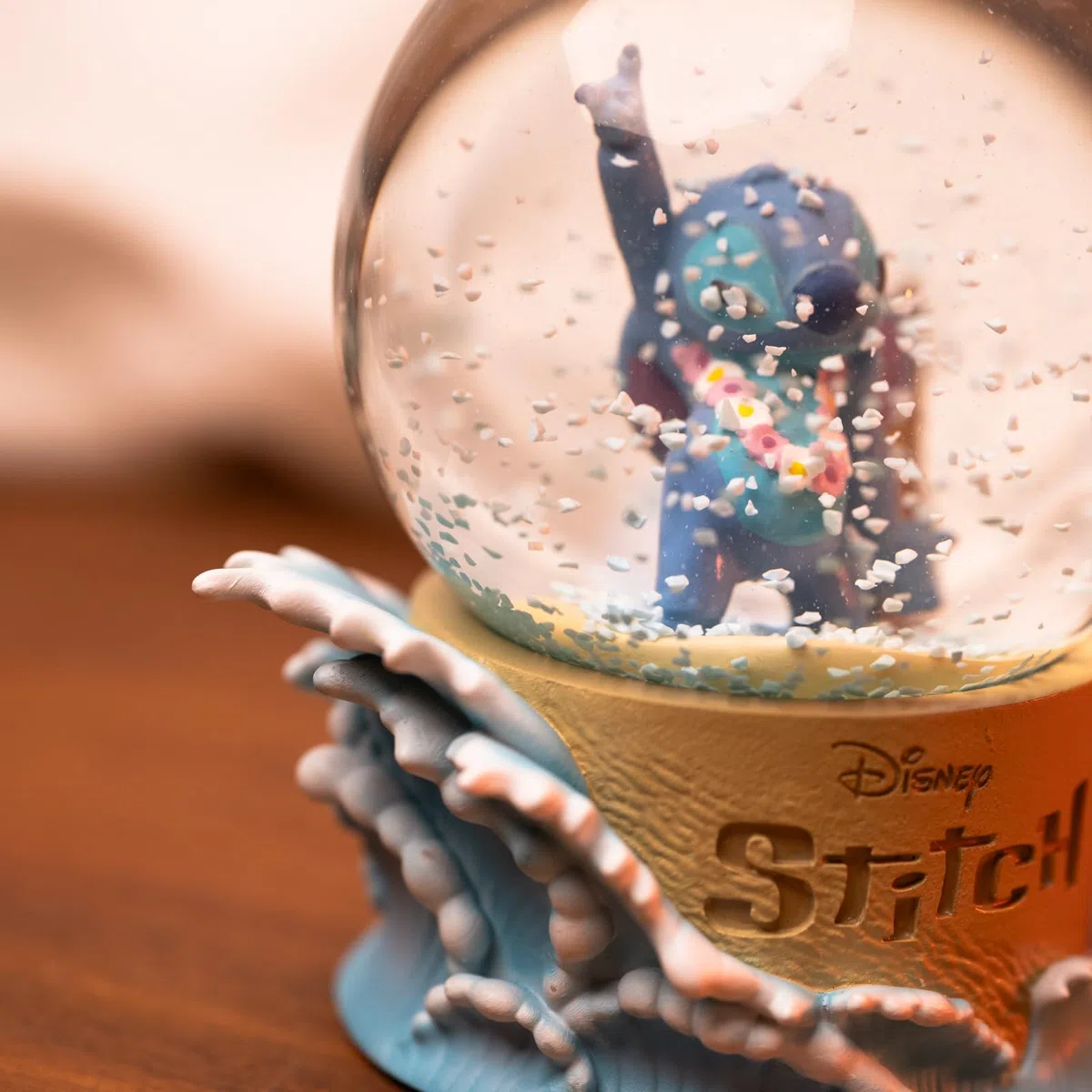 Bola Nieve Disney Stitch - Figura Stitch, Bola de Cristal con muñeco Stitch : Decoración Navidad Disney | Stich Regalos, Regalos Stitch niña