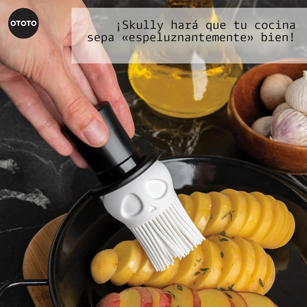 OTOTO Skully Cepillo para untar – Cepillo de silicona para repostería, cepillo de cocina, regalos espeluznantes, accesorios de cocina de calavera, cepillo para untar alimentos para cocinar – regalo de