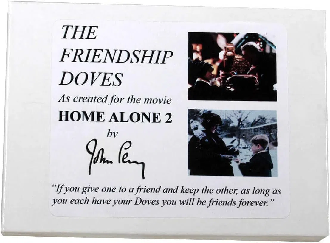 John Perry Christmas Turtle Doves The Official Turtle Doves - Juego de 2 piezas del artista oficial de la película Kevin Alone In NY