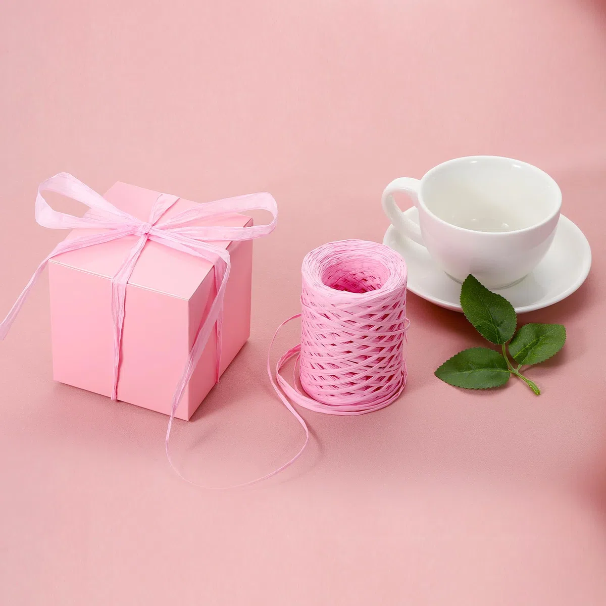 PATIKIL Cinta de Rafia 100 Yardas, 1 Rollo de Papel de Embalaje Natural Twine String para Envolver Cajas de Ganchillo Artesanal Decoración de Vacaciones, Verde Oscuro