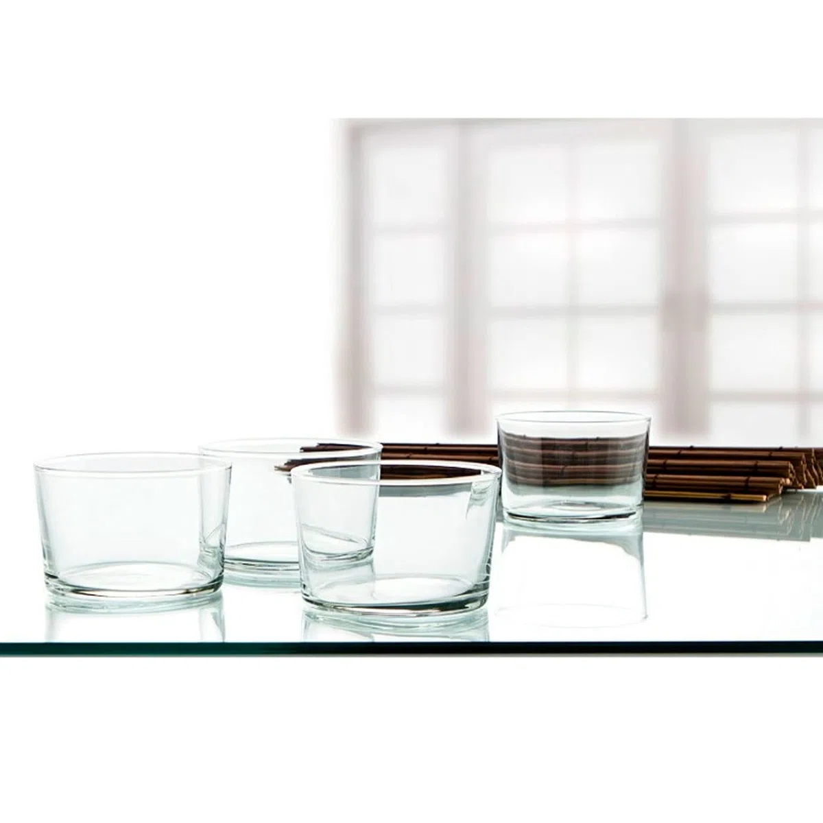 Acan Tradineur - Juego de 12 vasos de cristal 23 cl, modelo Ruta, pack 12 vasos para licores, bebidas, 8,2 x 6 cm, ligeros, aptos para lavavajillas