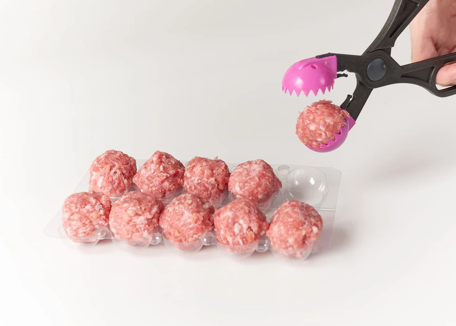 La Croquetera Pack- Utensilio Multiusos Color Pistacho - 4 moldes Intercambiables para masas + Pack 20 Bandejas conservación - 100% español : Patentado y Fabricado en España
