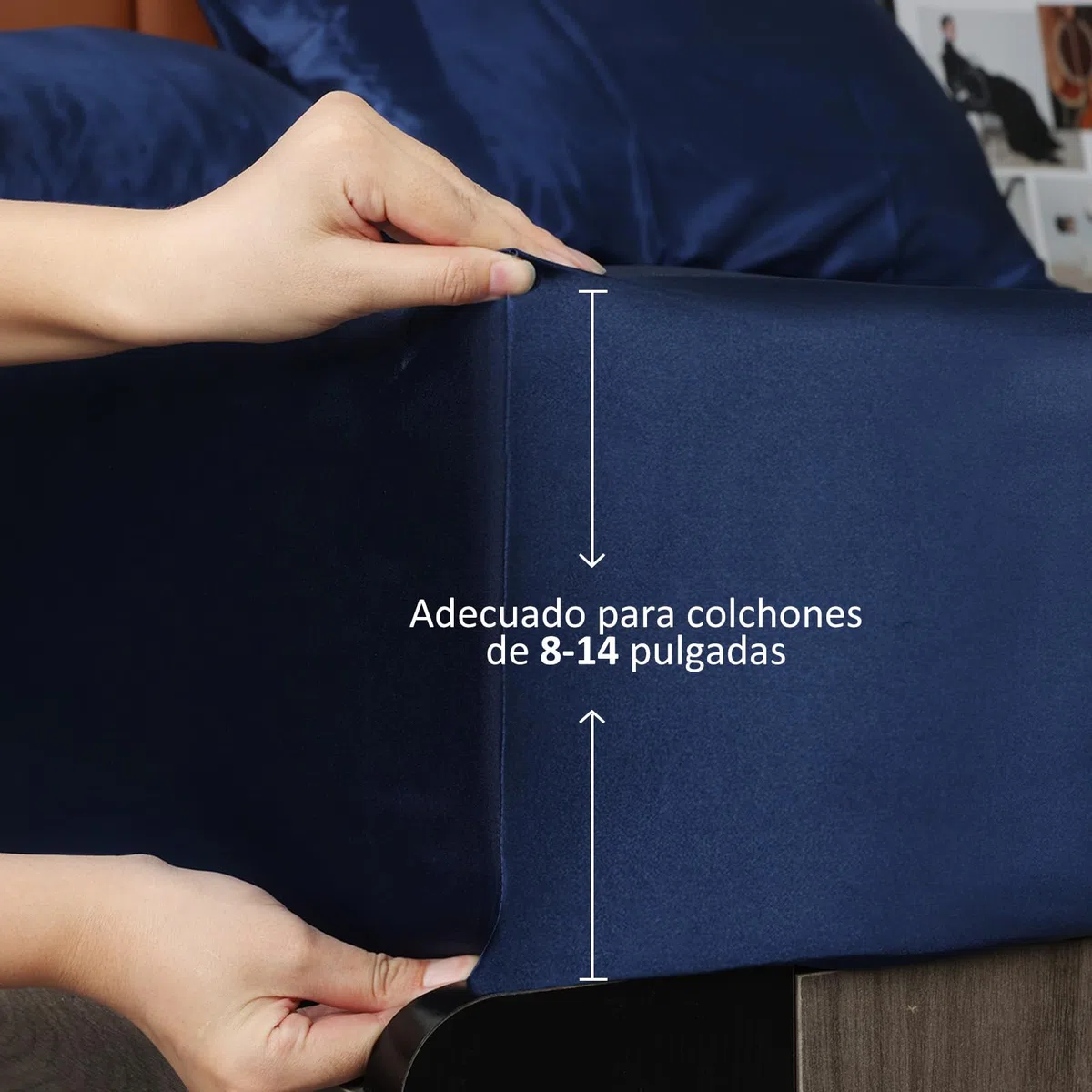 Lirex Sábana Bajera de Satén 100x200cm, para Colchón de hasta 35 cm de Altura, Ropa de Cama de Satén de Poliéster, Lujosa y Suave, Azul Marino