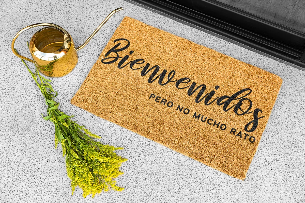 koko doormats Felpudo Entrada Casa Original de Coco Natural “Bienvenidos Pero no Mucho rato” | Alfombra de Entrada Antideslizante para Exterior e Interior | 60x40 cm | Diseño Divertido | Base PVC