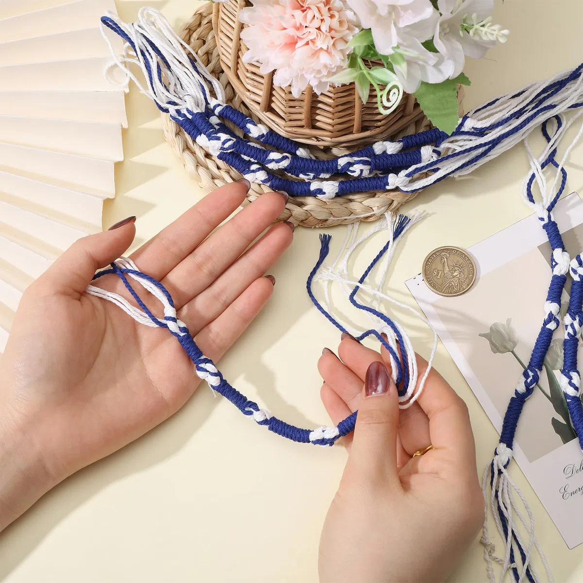 GLOBLELAND Juego de 18 adornos colgantes de borlas de algodón azul y blanco, juego de borlas de algodón tradicional judío para decoración del hogar, borlas para pantalones, jeans, hebreos, hombres o
