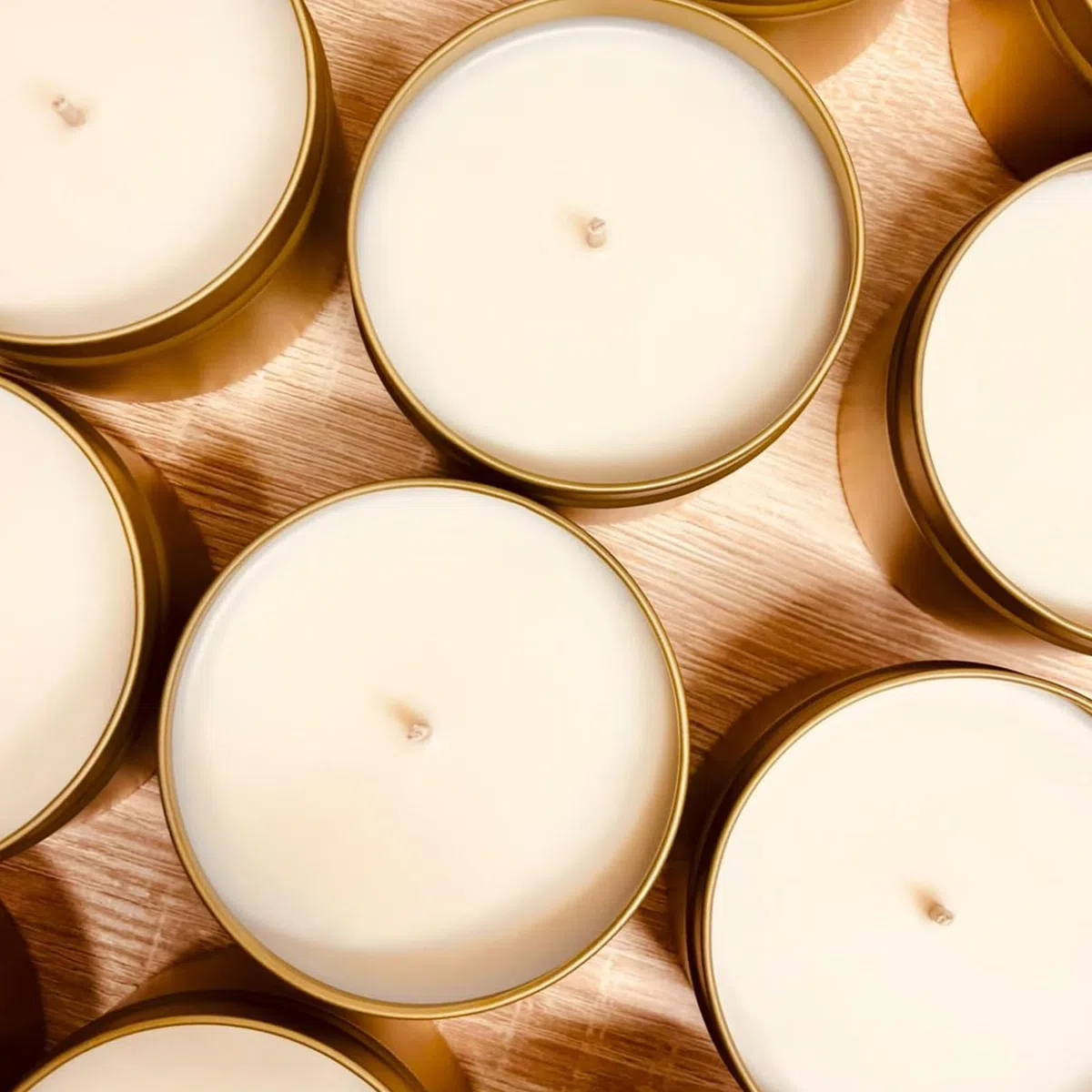 24 Latas para Hacer Velas, 120 ml, Tarros Dorados de Velas de Metal con Tapa, Recipientes Vacíos para Manualidades, Joyas, Cosméticos