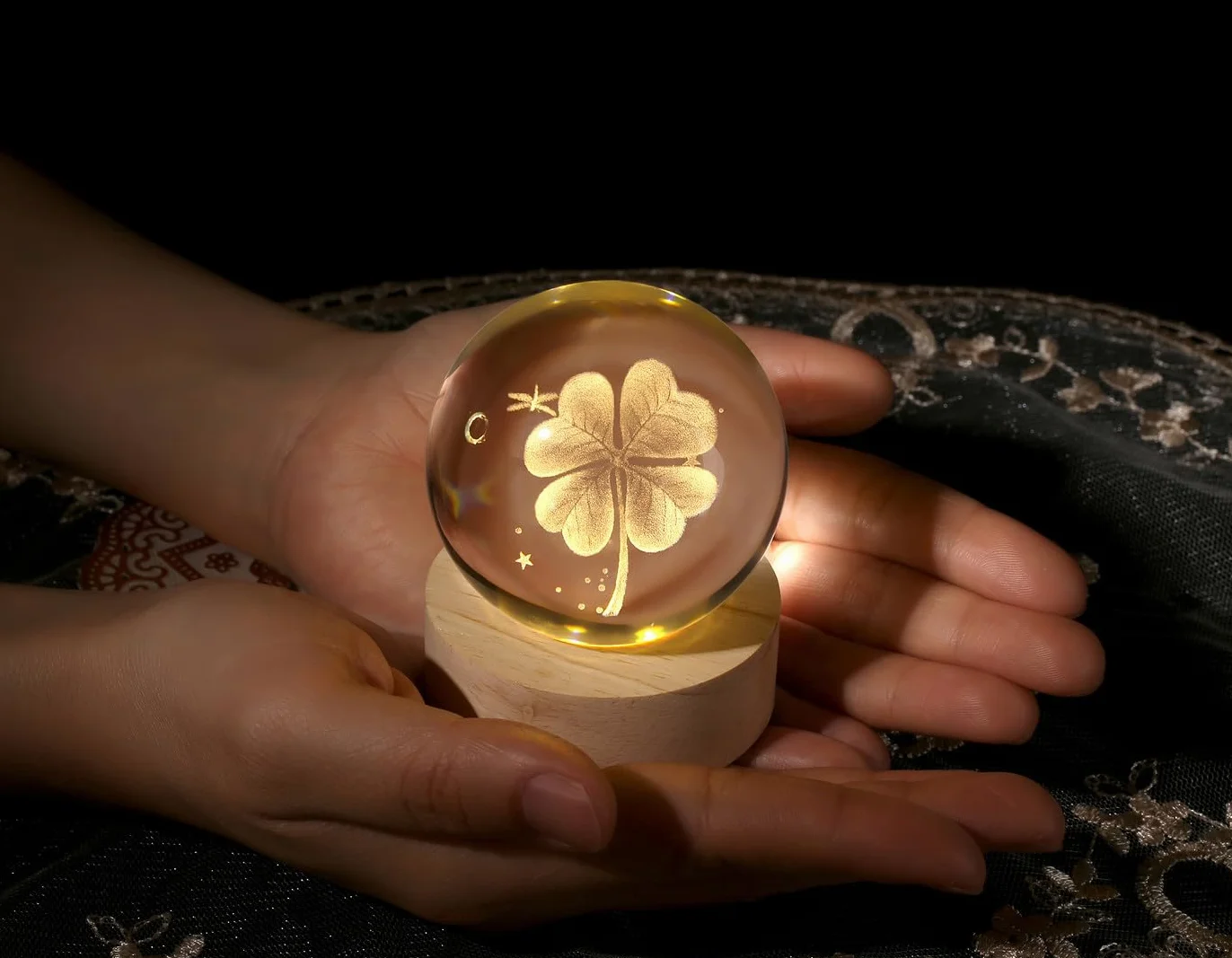 Bola de cristal de 60 mm, trébol de cuatro hojas, amuleto de la suerte, piedras de la suerte, pisapapeles, bola de cristal, decoración de bolas de cristal, pequeños regalos