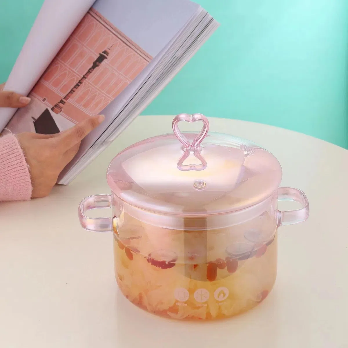 1.5L Olla De Cristal Con Tapa, Olla Rectas De Vidrio Con 2 Asas, Sartén De Cristal Resistente Calor Con Tapa, Para Pasta, Sopa, Leche, Té Y Ensalada (Amor)