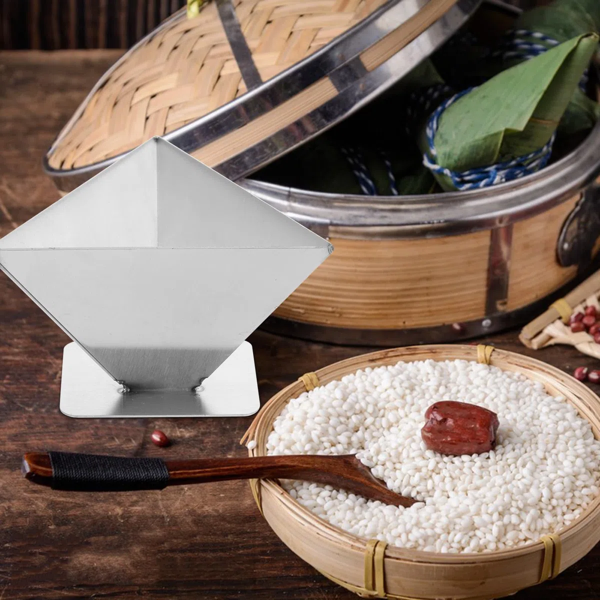 BESPORTBLE Molde de Acero Inoxidable para Hacer Zongzi Buen Agarre y Seguro para Manos, Accesorio de Cocina Adecuado para Preparar Arroz Glutinoso en Casa