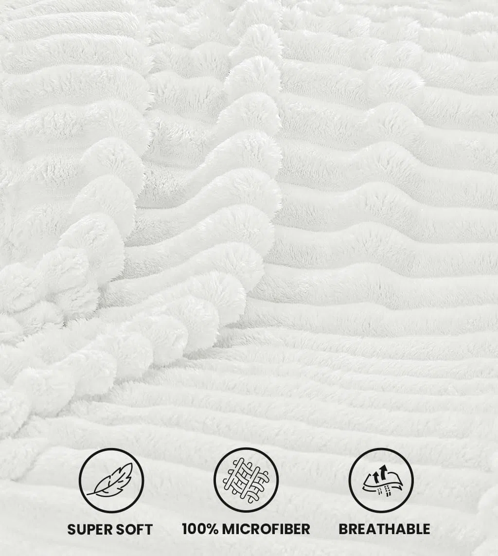 Utopia Bedding Manta Polar a Rayas, Ligera, Suave y Adecuada para Todas Las Estaciones, para Cama, Sofá o Sillón [150x200 cm, Blanco Roto]