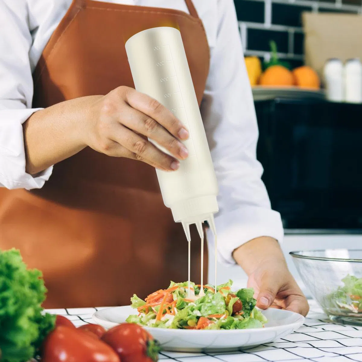 4 frascos de 1000 ml, con 3 boquillas, botella de salsa con escala de medición, a prueba de fugas, multiprensado, botella grande para salsas de ketchup, mayonesa y mostaza