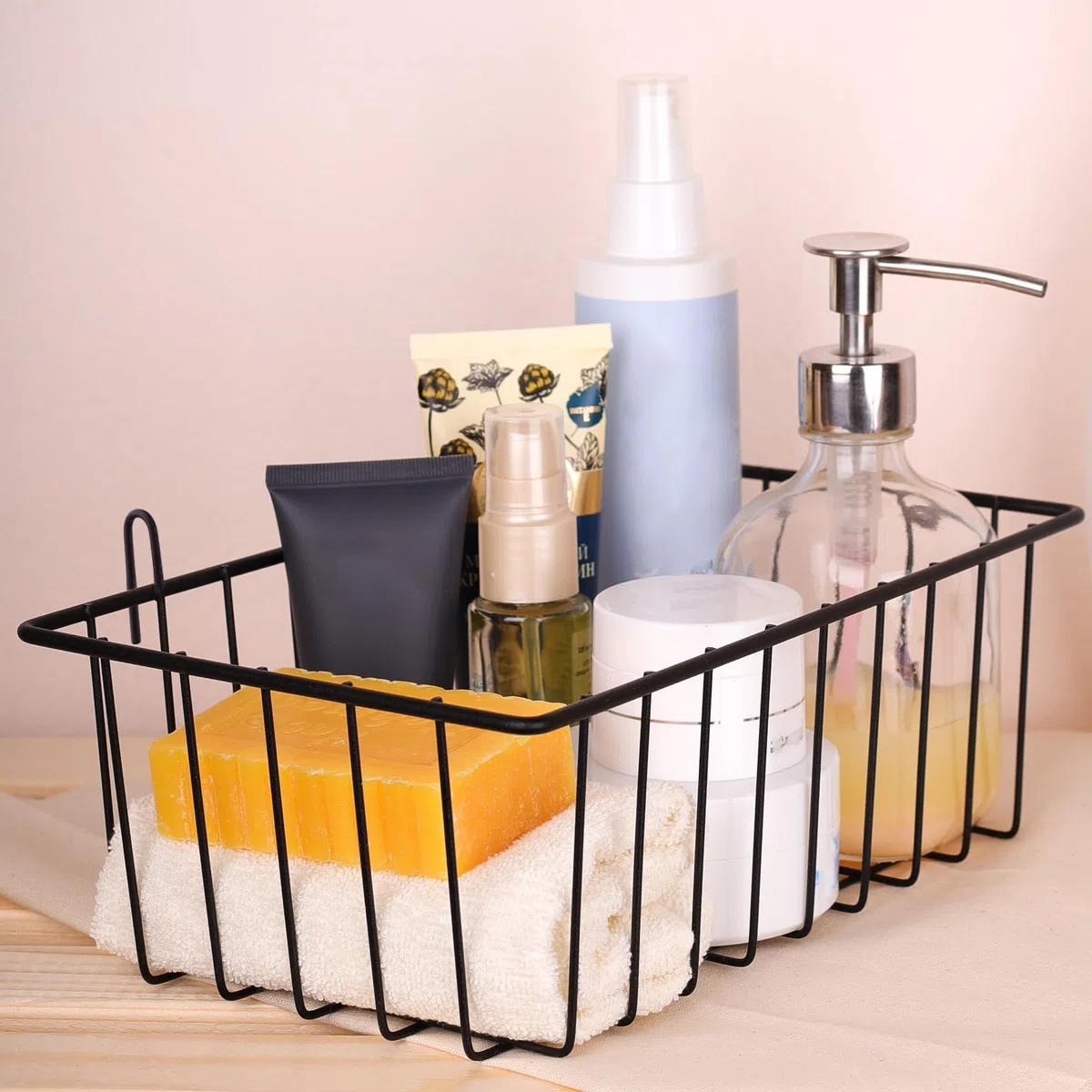 SINJEUN Pack de 8 Cestas Colgantes de Rejilla Metálica, 23 x 10 x 7,5 cm, Organizador de Pared con Gancho para Cocina, Baño y Oficina, Negro