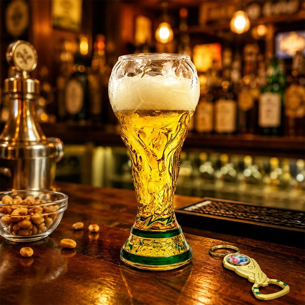 Jarra de Cerveza de Fútbol, 500 ml Trofeo de Cerveza para Fiestas con Abridor de Botellas en Forma de Trofeo para Cerveza, Cócteles, Bebidas y Fiestas de Fútbol (Versión transparente)
