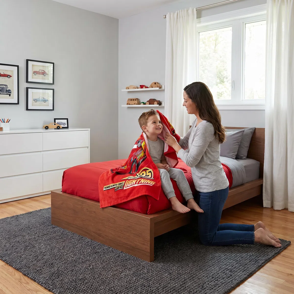 BrandMac McQueen Toalla de playa y baño de 70 x 140 cm, 100 % algodón, suave y absorbente, toalla de baño y natación para niños, toalla oficial de Disney Cars | Ideal para playa, baño y piscina