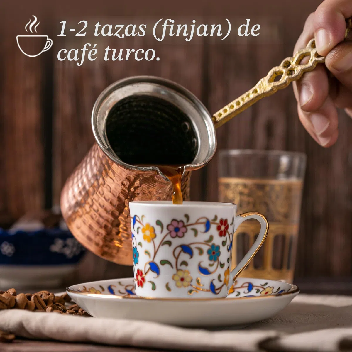 Volarium turca, árabe griega, café de cobre martillado, estufa