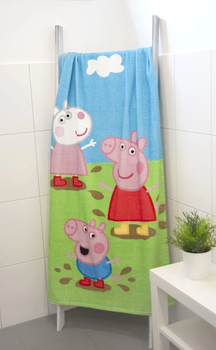 Herding Toalla de Velur con diseño de Peppa Pig, 75 x 150 cm, algodón con Acabado en Velur, Multicolor